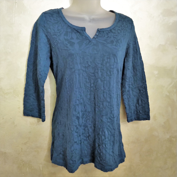 Tribal 3/4 Sleeve Top EUC S - Picture 1 of 5